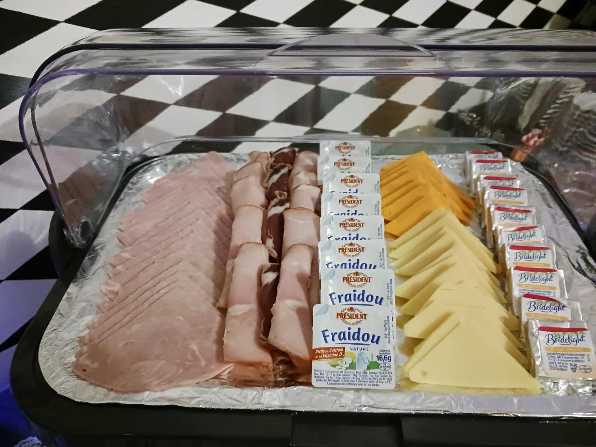 杜拉克酒店 沙托阿尔努圣奥邦 外观 照片